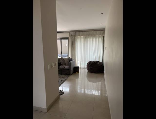 3 BEDROOM APARTMENT RENTED IN ELTONHILL